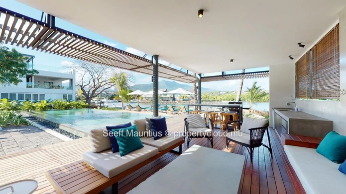 Stunning apartment in a private and secure residential area