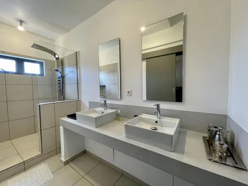 3 Bedroom Penthouse