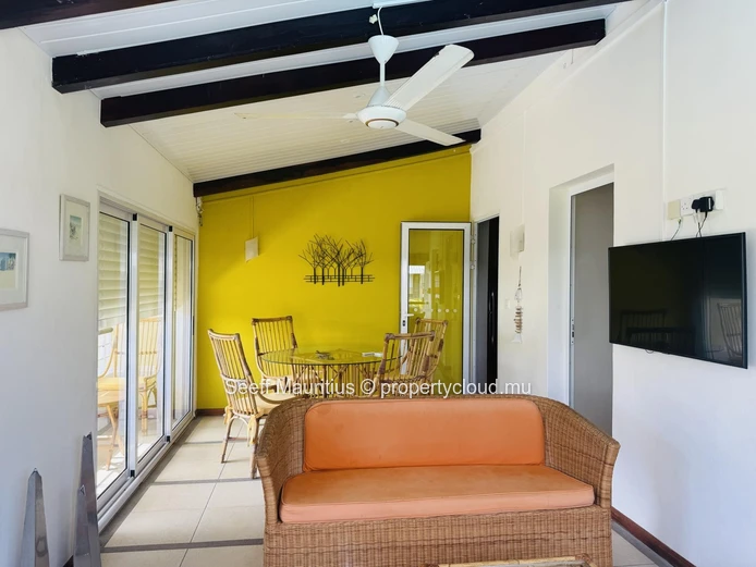 Coastal Elegance Meets Tropical Serenity  
