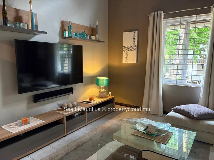 Charming Tamarin Villa: A Masterpiece of Modern Tropical Living