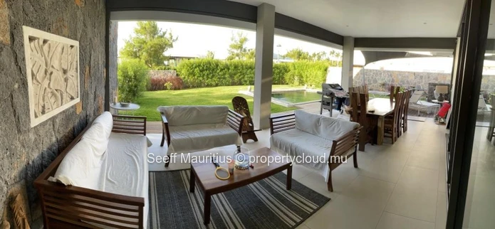 Spacious Modern Family Home in a Prime Location