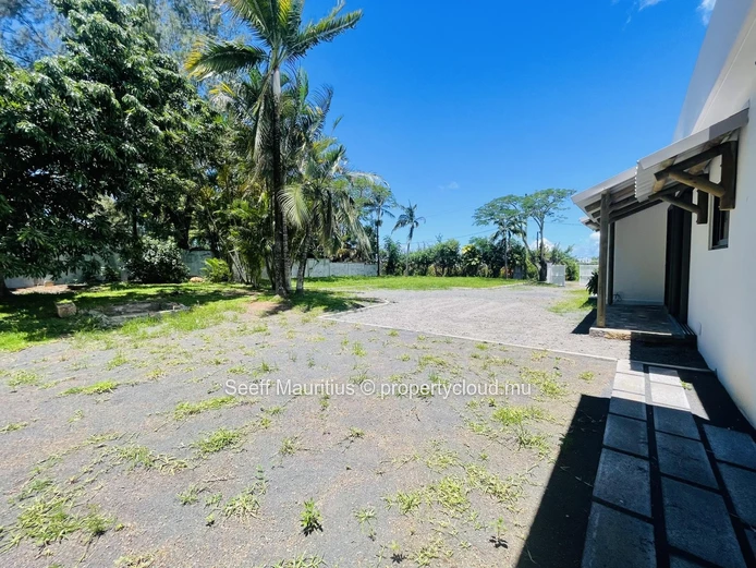 Charming Home in a Serene Sugar Mill Zone