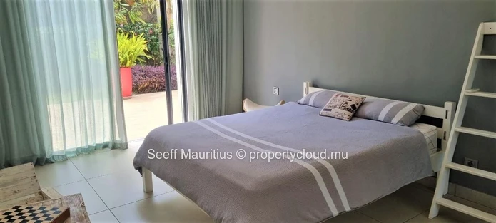 Elegant Haven: Villa in the Upmarket Estate