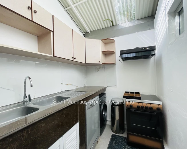 Freshly Renovated Duplex - LES BOUGAINVILLEES
