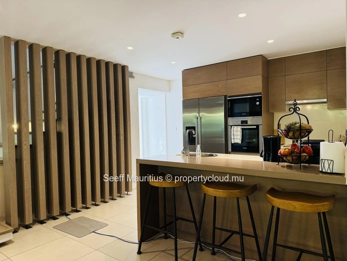 Sophisticated Golf Estate Sanctuary - Mont Choisy Smart City