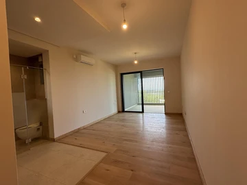 4 Bedroom Apartment