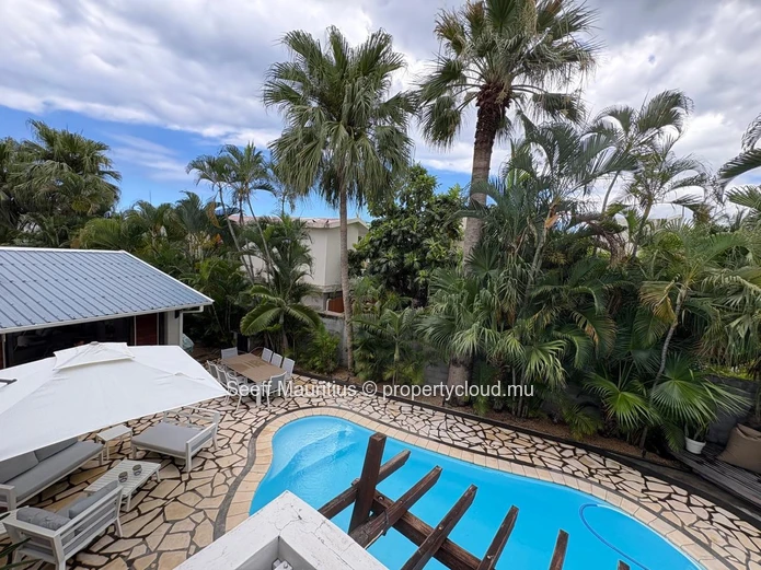 Charming Tamarin Villa: A Masterpiece of Modern Tropical Living