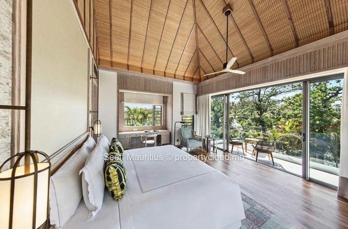Luxury Redefined: The Sumptuous Majestic Villa