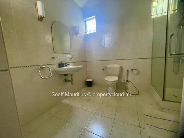 Maison familiale authentique au cœur de Pointe aux Canonniers