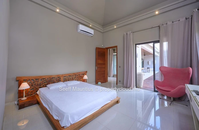 Your Dream Home in Grand Baie: Tranquil Villa with Pool and More