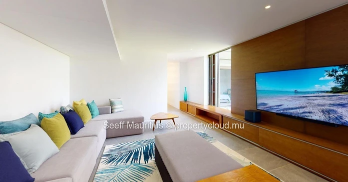An Architectural Masterpiece Between Wild Nature and Turquoise Waters