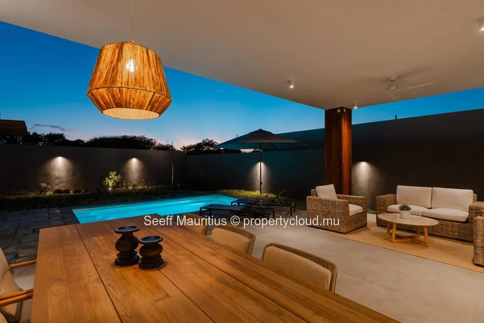 Stunning Modern Sanctuary 4-Bedroom Designer Villa with Private Pool 