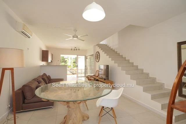 Fully Renovated Tropical Dream Duplex