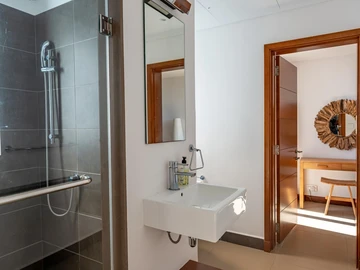 3 Bedroom Townhouse, Duplex