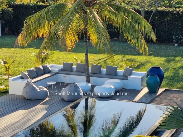 An Exceptional Villa Where Nature Meets Elegance