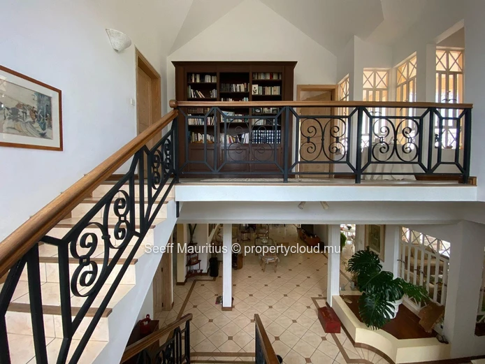 Charming House with Panoramic Views