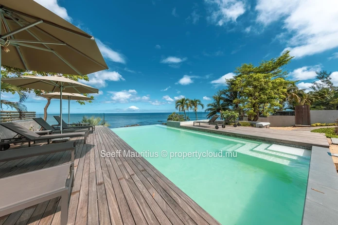 Beautiful Beachfront Groundfloor Apartment for Rent