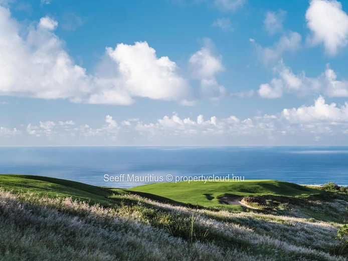 Exquisite Villa Nestled in Prestigious Golf Estate