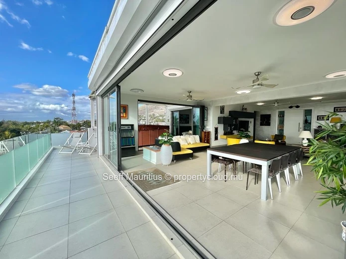 Penthouse exquis à l'élégance moderne