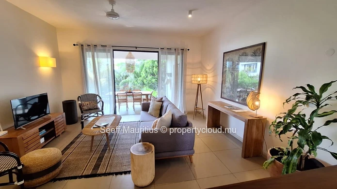 Elegant Furnished Apartment in Prestigious Azuri