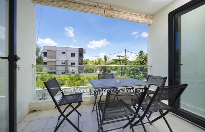 Modern Living at Résidence Azure, Péreybère