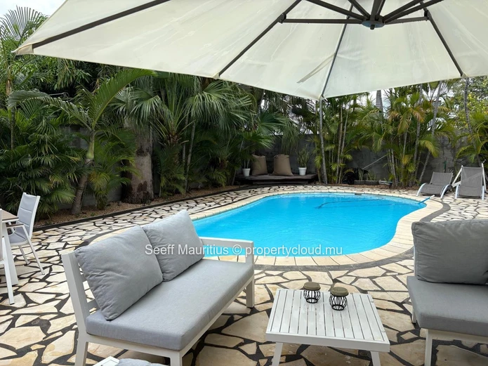 Charming Tamarin Villa: A Masterpiece of Modern Tropical Living