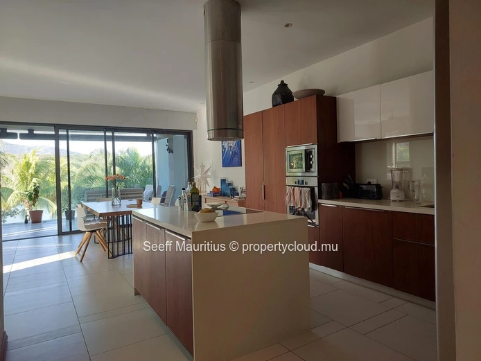 Charming Apartment with Superb View
