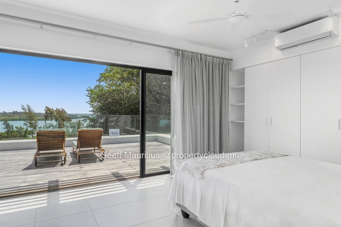 Penthouse at Private Residence with Stunning Sea View