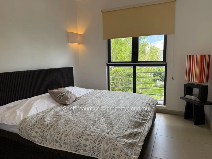 Tropical Elegance & Modern Comfort: Your 4-Bedroom Sanctuary at Azuri