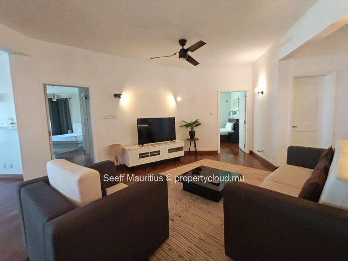 Luxury Seaview  3-Bed En-Suite Apartment with Private Pool. 