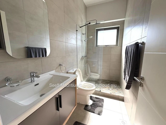 Modern Furnished Ground Floor Apartment