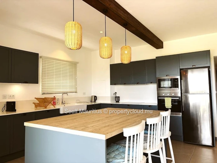 Superbe Appartement Rez-de-Chaussée 3 Chambres avec Vue Mer
