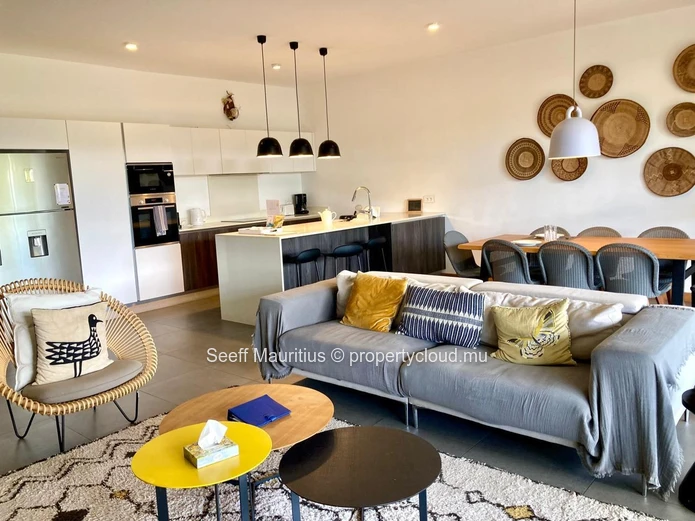 Exquisite Coastal Sanctuary Unveiled