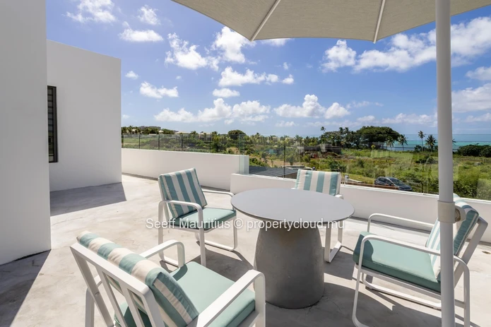 Elevated Golf Course Sanctuary
