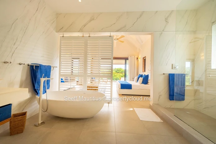 A Luxurious Haven of Serenity and Elegance