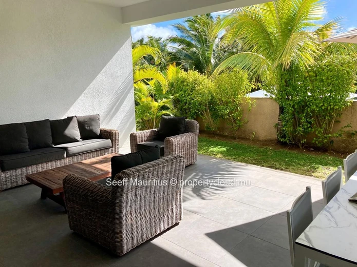 Exquisite Coastal Sanctuary Unveiled