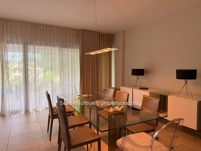 Luxury 3-Bedroom Living with Private Garden - Bon Espoir