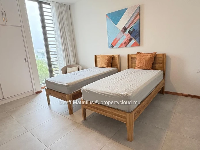 Modern Coastal Sanctuary
