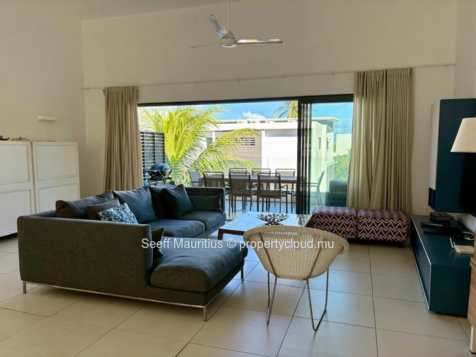 Penthouse with Private Terrace & Beach Access