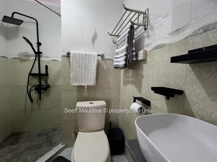 House for sale with a separate studio — ideal for living and investment