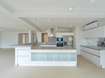 4 Bedroom Townhouse, Duplex
