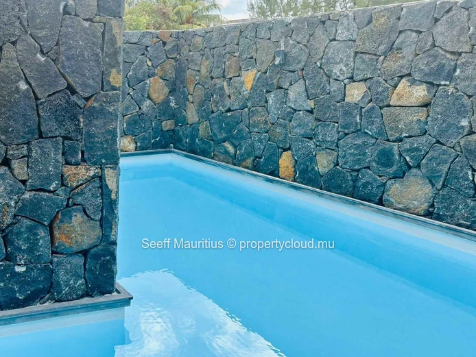 Beachside Bliss: 3-Bedroom Apartment for Rent