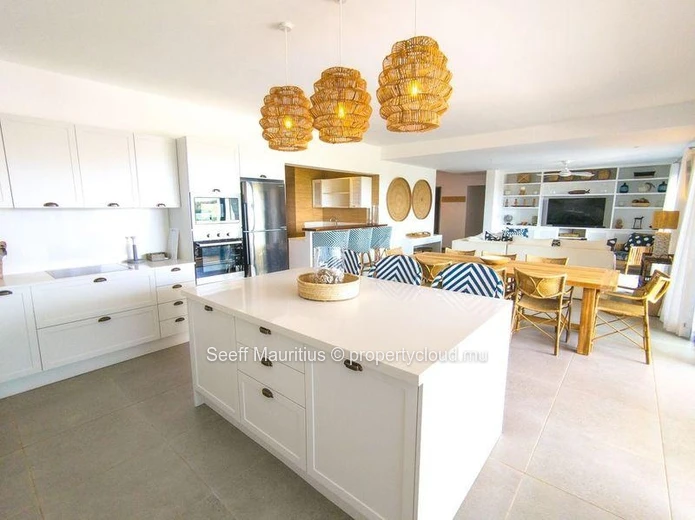 Elegant Escape: 4-Bedroom Combo Apartment