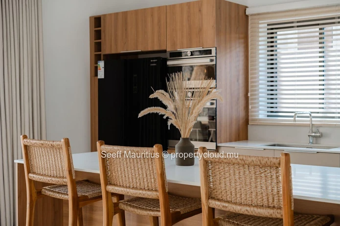 Stunning Modern Sanctuary 4-Bedroom Designer Villa with Private Pool 
