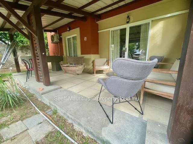 Beautiful Duplex Just Steps from the Sea