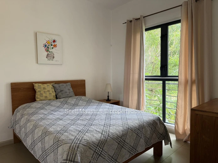 Tropical Elegance & Modern Comfort: Your 4-Bedroom Sanctuary at Azuri