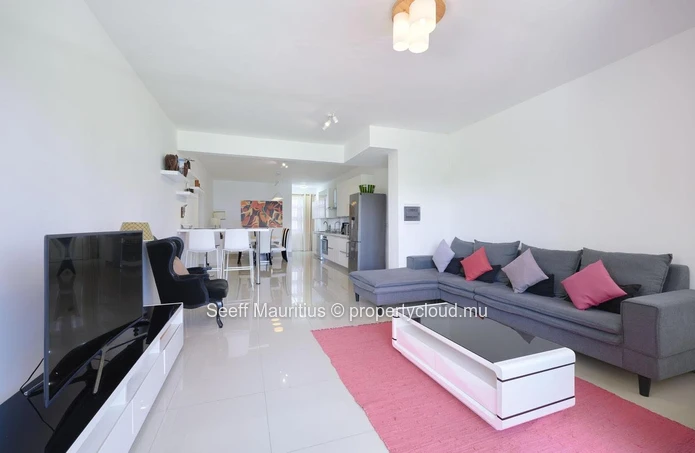 Modern Living at Résidence Azure, Péreybère