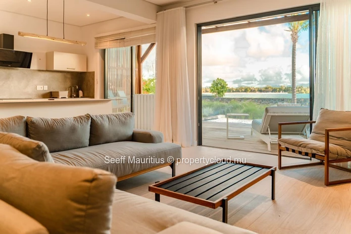 Superbe Villa en Bord de Mer – Vue Imprenable sur l'Océan et les Montagnes