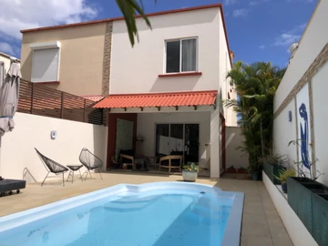 3 Bedroom Townhouse, Duplex