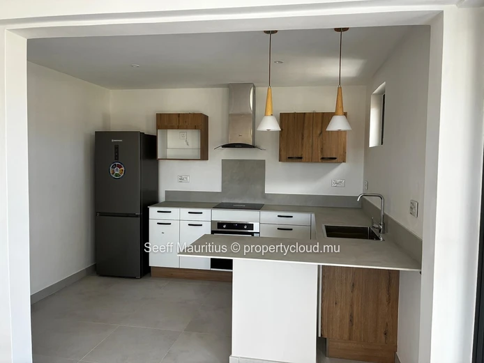 New flat – Top floor, a few steps from the beach.